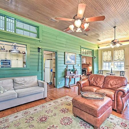 The Lilly House Historic Glen Rose Home With Porch! Экстерьер фото