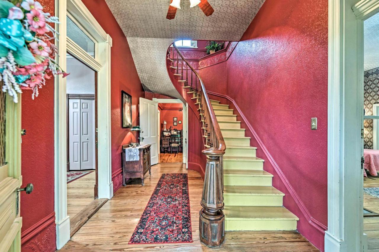 The Lilly House Historic Glen Rose Home With Porch! Экстерьер фото