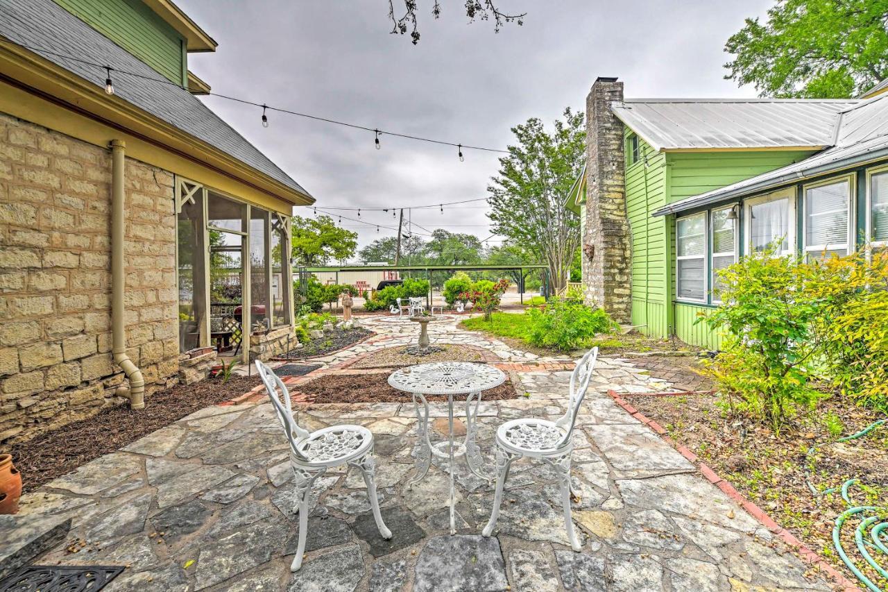 The Lilly House Historic Glen Rose Home With Porch! Экстерьер фото