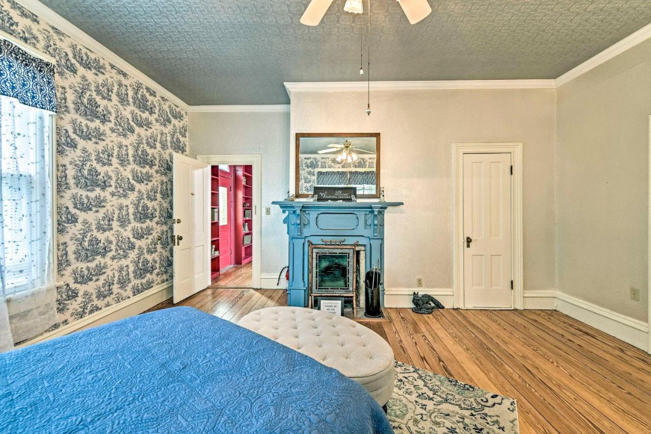 The Lilly House Historic Glen Rose Home With Porch! Экстерьер фото