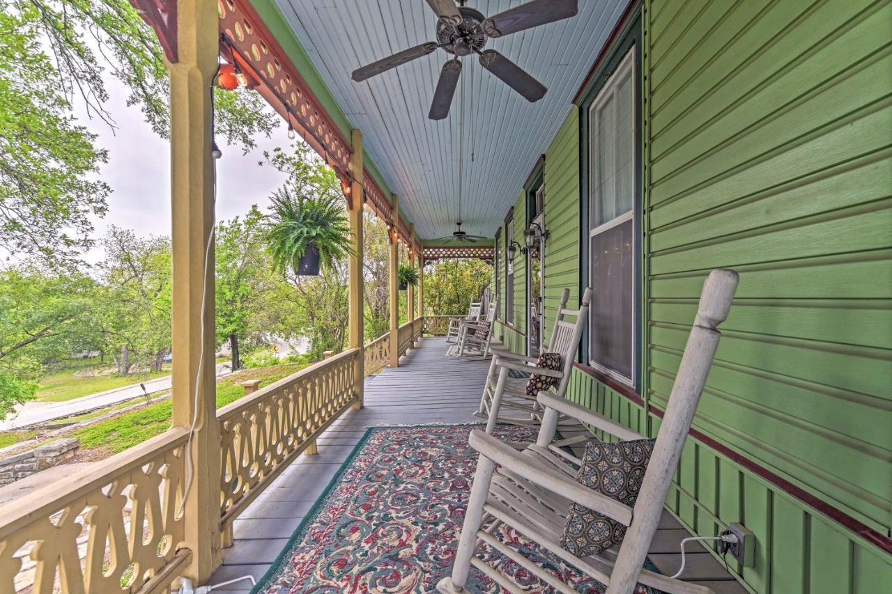 The Lilly House Historic Glen Rose Home With Porch! Экстерьер фото